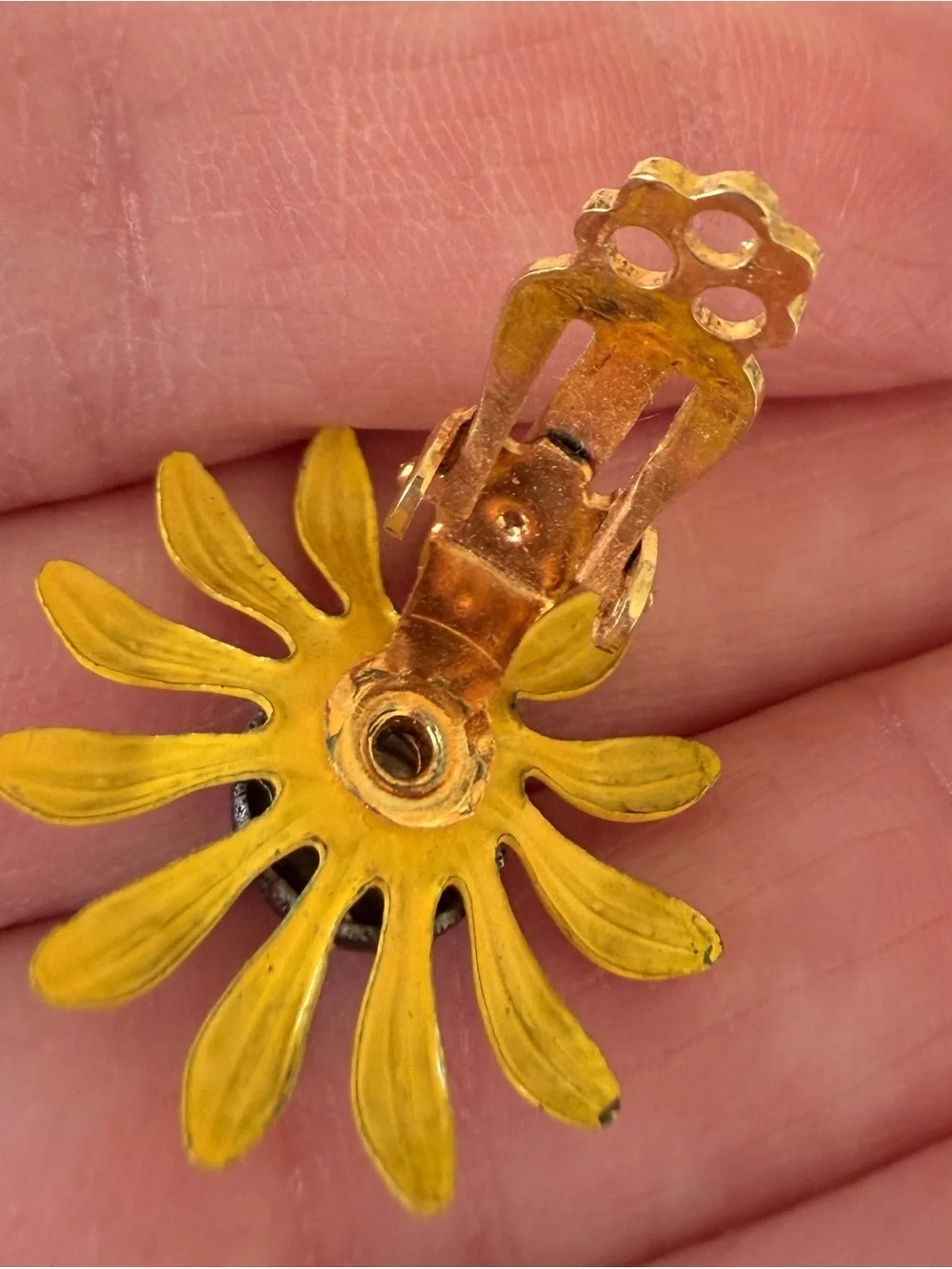 Vintage DuBarry Yellow Flower Brooch and Clip-on Earring Set